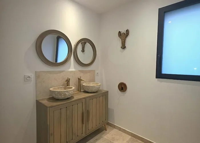 Villa Maison En Pierre Avec Piscine Chauffée à Muratello *