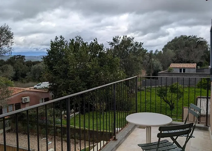 Villa Maison En Pierre Avec Piscine Chauffée à Muratello Porto-Vecchio (Corsica)