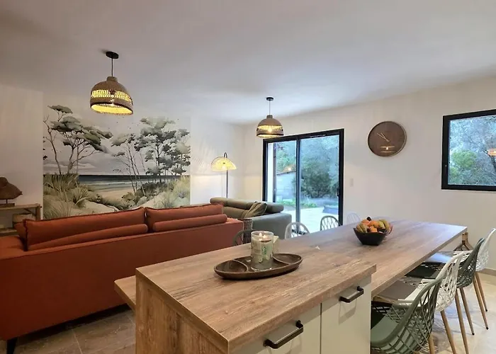 Maison En Pierre Avec Piscine Chauffée à Muratello *