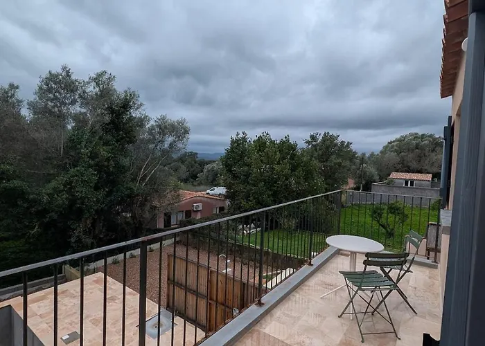 Villa Maison En Pierre Avec Piscine Chauffée à Muratello Porto-Vecchio (Corsica)